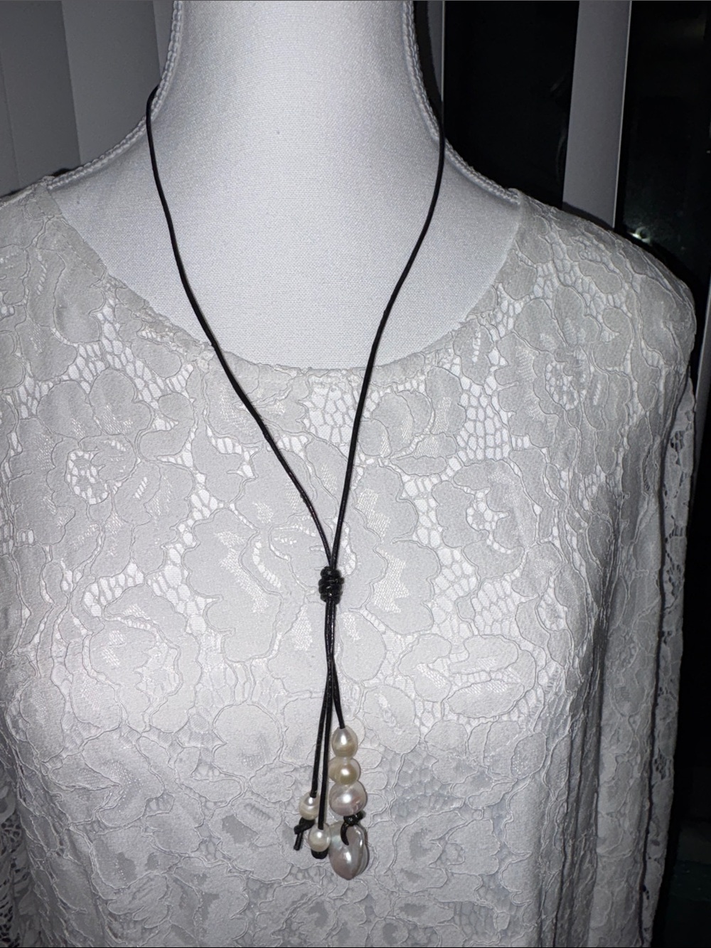 Pearls Necklace from South Sea Tahiti White Pearl Drops